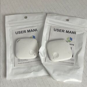 White Smart Tracker